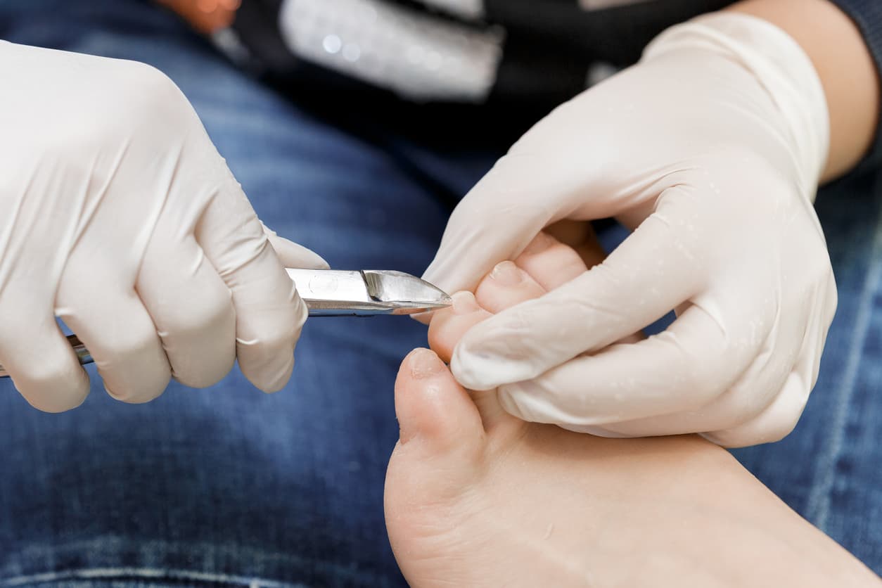 Servicios de Cuidado básico de uñas